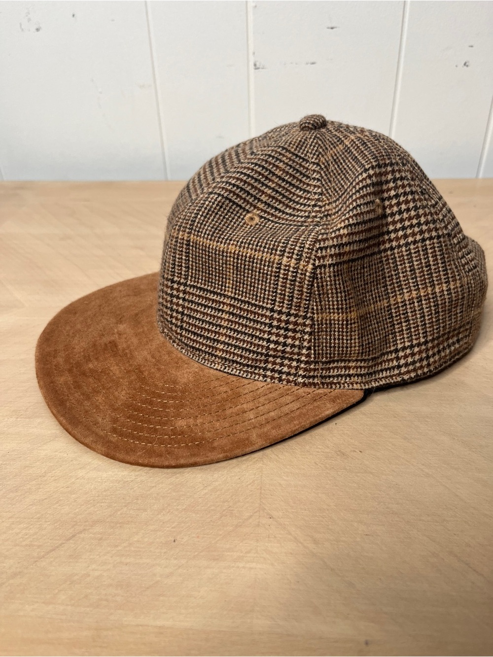 American Eagle Menswear Hat Brown Plaid Men's Cap with Suede Brim